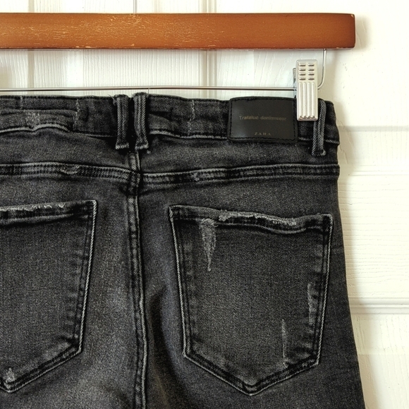 Zara Trafaluc Denimwear Classic Mid Rise Distressed Raw Hem Skinny Jeans Black 4 - Picture 12 of 14